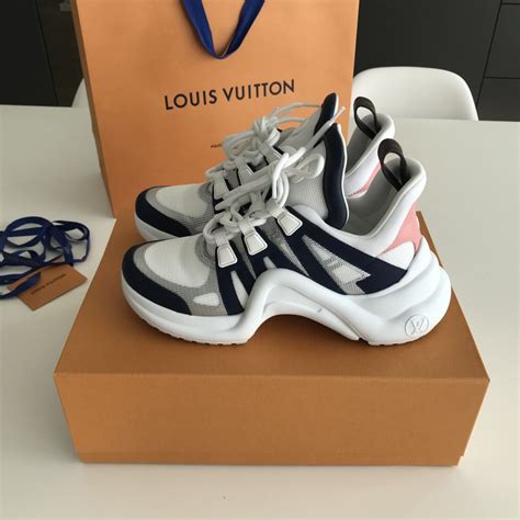 scarpe louis vuitton parallele|louis vuitton sneakers.